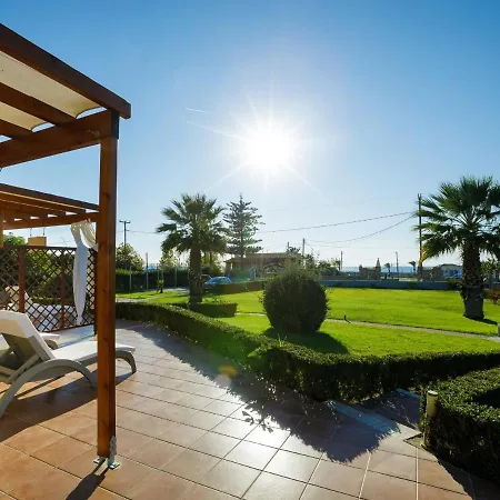 Holiday home Kalliopi - Happy Kourouta