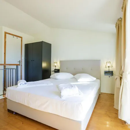 Kalliopi - Happy Holiday home Kourouta